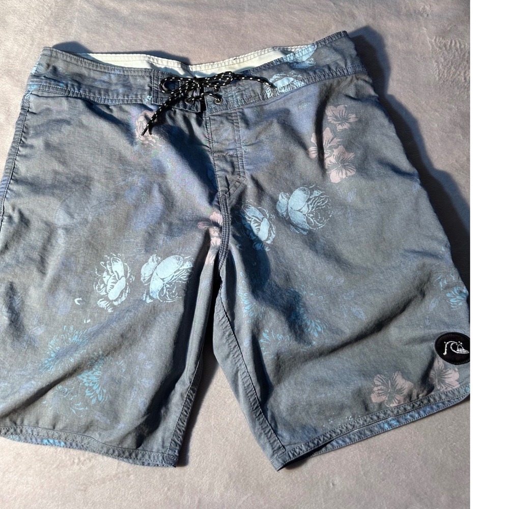 Quiksilver Mens Floral Board Shorts Blue Grey Hibiscus Swim Trunks Size 33